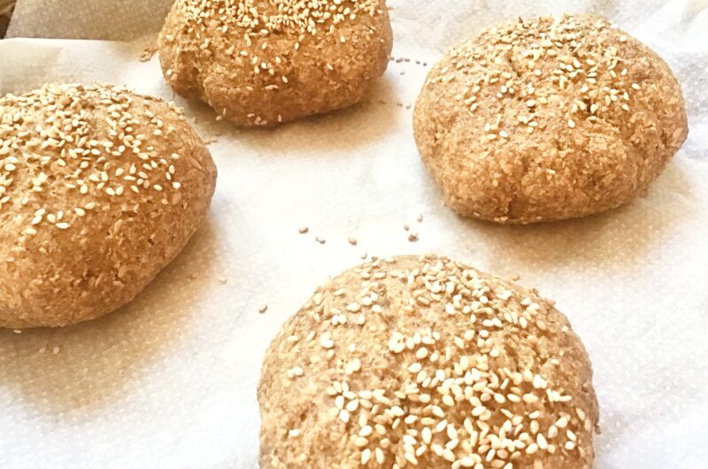 Simple Flaxseed Buns